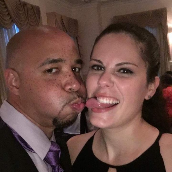 Meet your Posher, Nicole - Picture 4 of 6